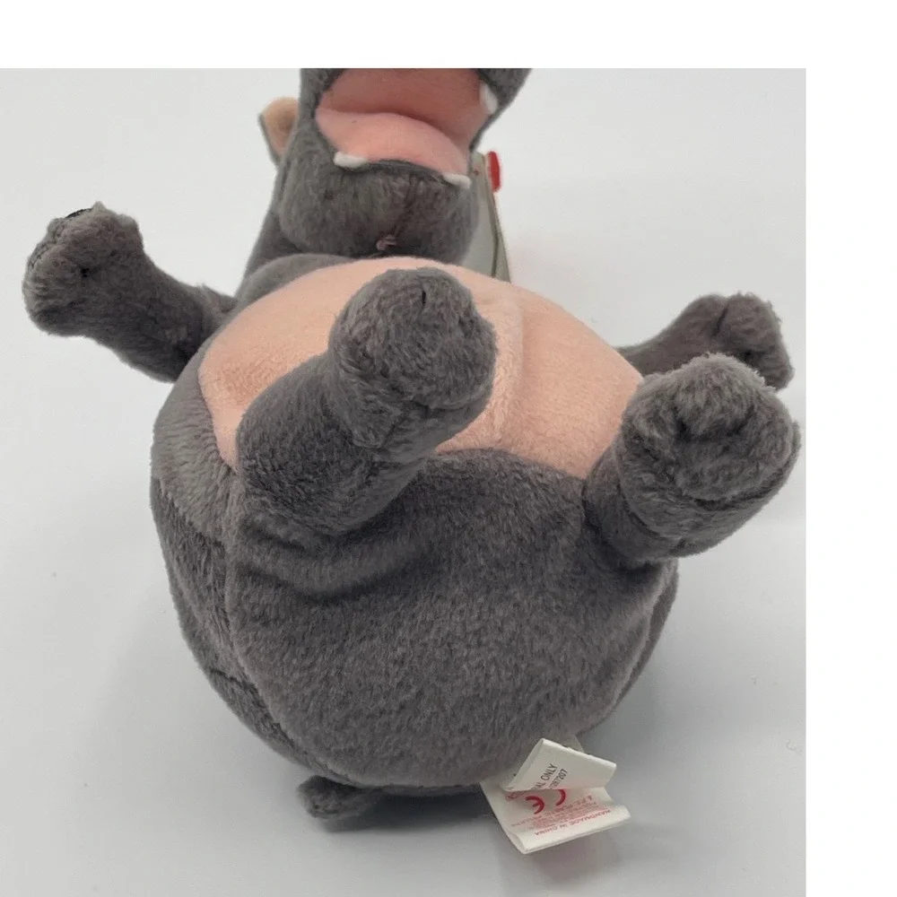Ty Beanie Babies Gloria the Hippo Madagascar Escape 2 Africa Plush 2008 Grey